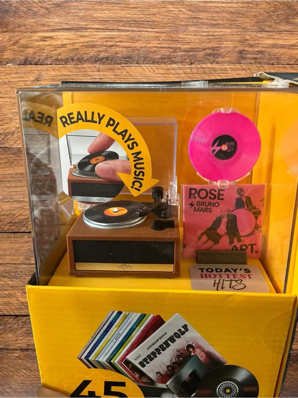 ZURU Mini Brands Really Works Vinyl Record Player Bundle 13 Records NIB